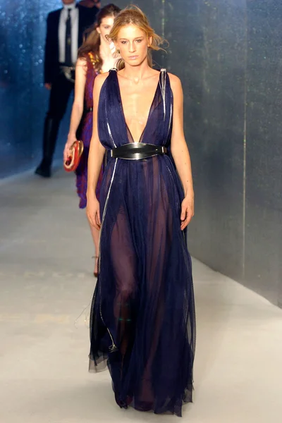 Look 70